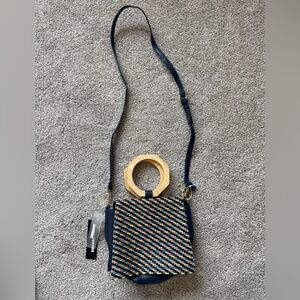 NEW Elegant Multicolor Crossbody Bag with Wooden Handle